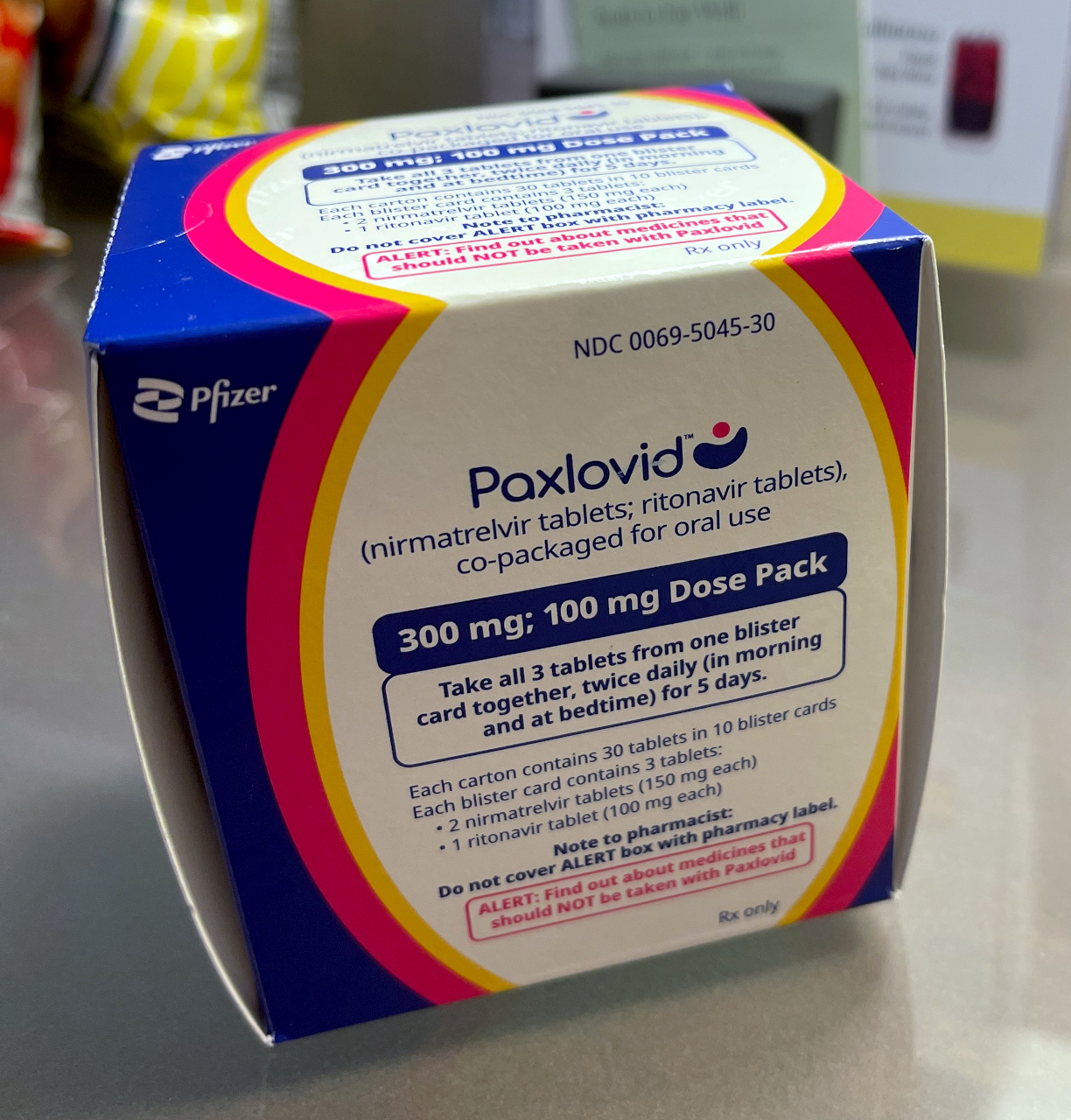 Picture of a Paxlovid box