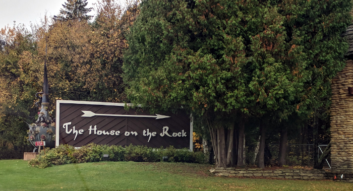 House on the Rock Entrance